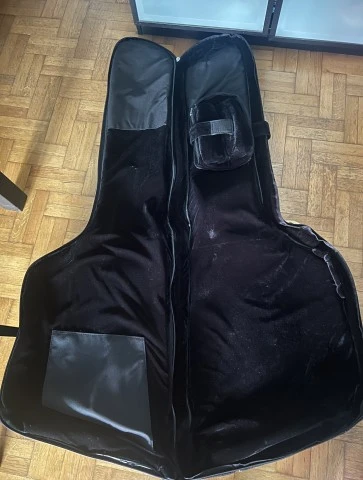 B.C. Rich Beast Bass