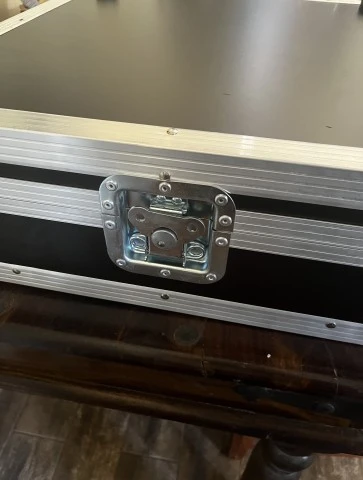 Soundcraft signature 16