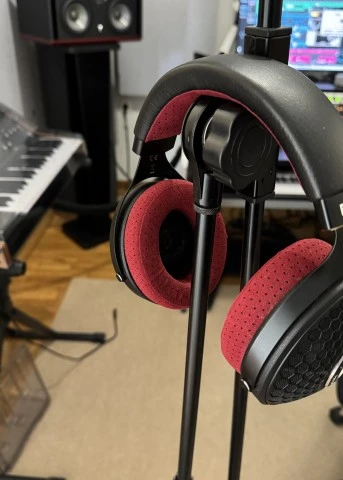 Focal Clear MG Professional