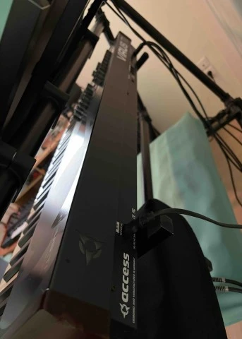Access Virus TI 61