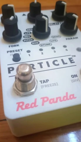 Red Panda Particle 2