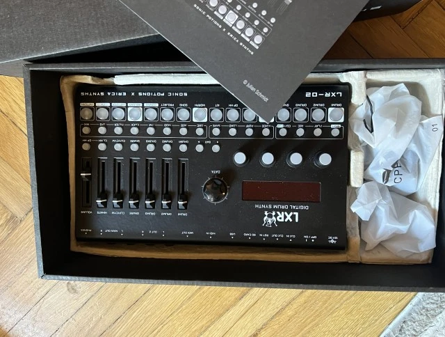 Erica Synths LXR-02
