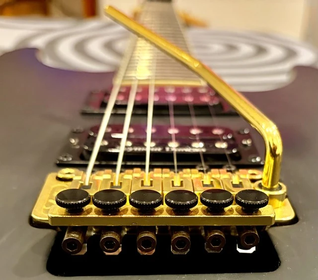 Schaller tremolo germany gold push in arm