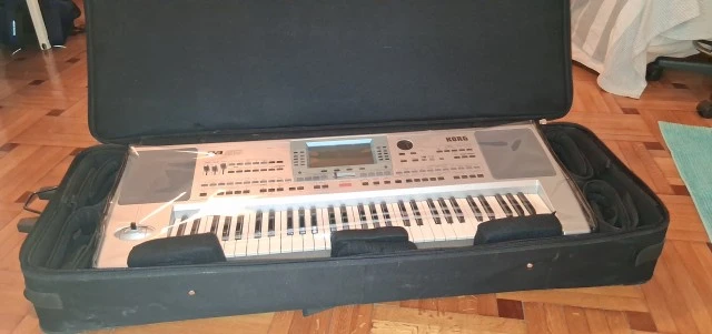 Korg PA50