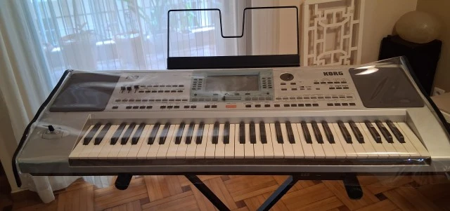 Korg PA50