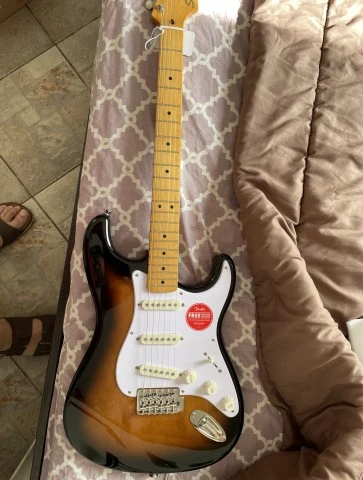 Squier CV Stratocaster Lock-tun