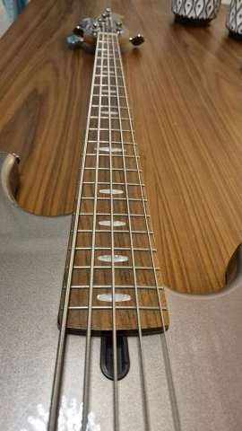 Yamaha BB615 5-String 2007 - Pewter