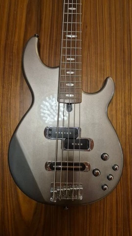 Yamaha BB615 5-String 2007 - Pewter