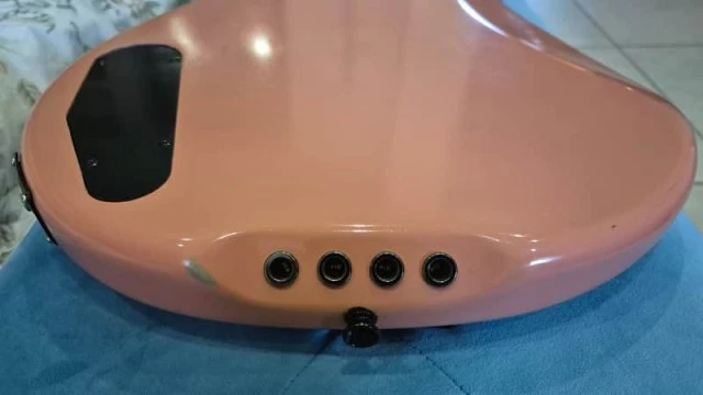 Yamaha BB434M-TBS 4-String Custom Nitro Pink
