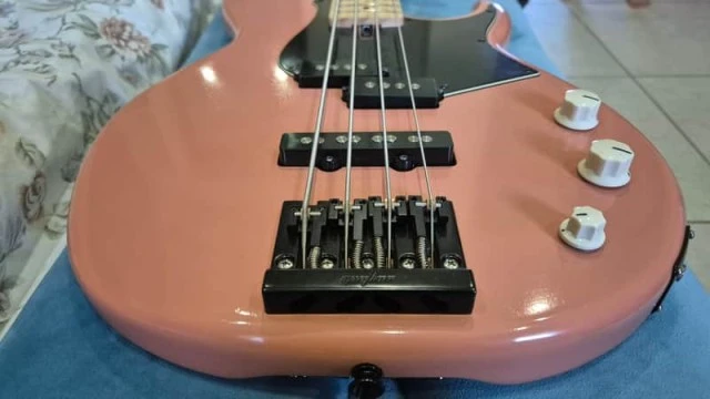 Yamaha BB434M-TBS 4-String Custom Nitro Pink