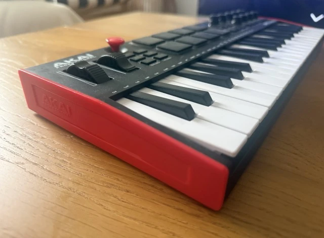 Akai MPK Mini Plus