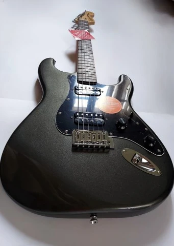 Squier Affinity Stratocaster HH FSR