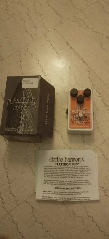 Electro-Harmonix Flatiron Fuzz