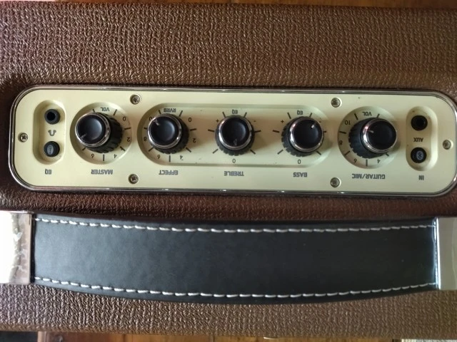 Harley Benton Table Amp v2