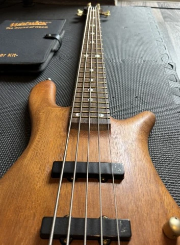 Warwick Streamer Stage II 5χορδο – 2008 – Γερμανίας