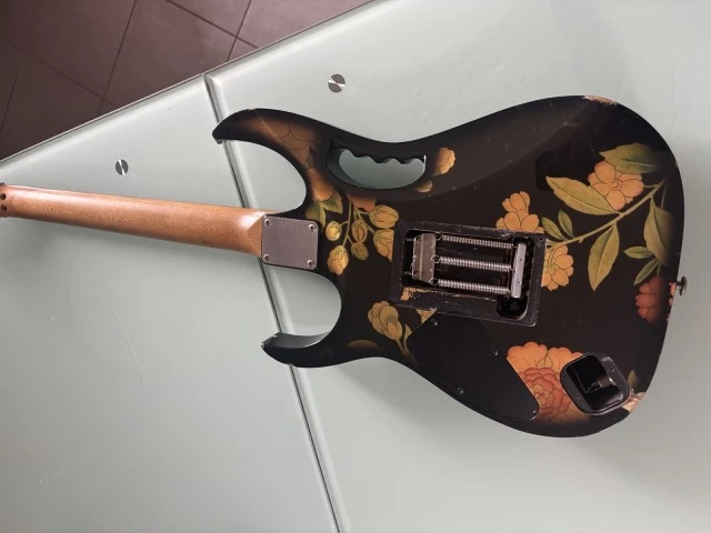 Ibanez JEM77-FP (Floral Pattern)