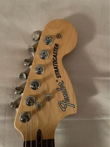Fender American Performer Stratocaster