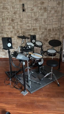 Roland TD-12