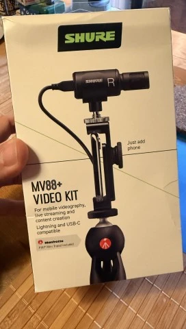 Shure MV88+