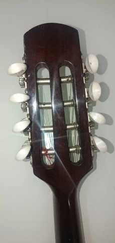Μαντολίνο Suzuki M-30