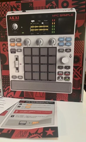 Akai Professional MPC SAMPLE (2026)