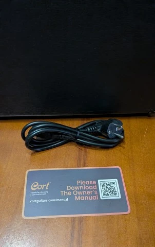 Cort CM40B