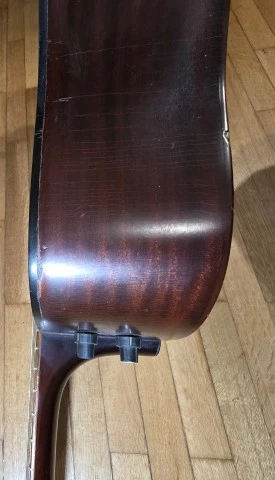 Guild D-4