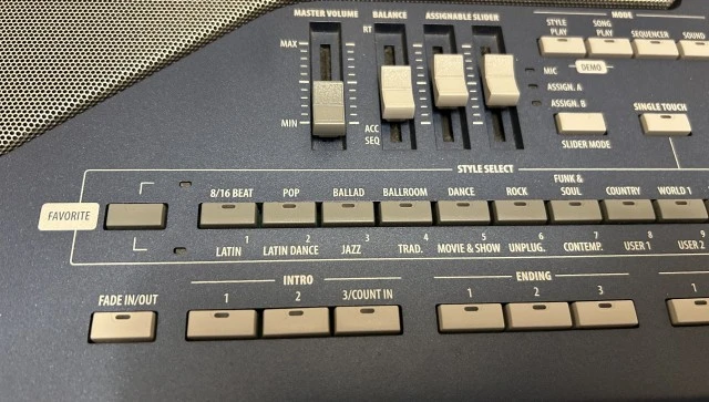 Korg PA800