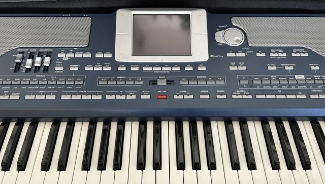 Korg PA800