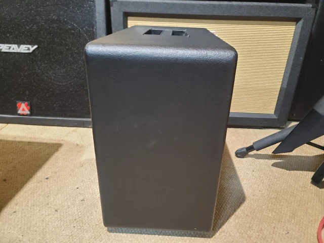 Vox BC112 1x12 – Καμπίνα κιθάρας με Celestion V-Type 70W – Άψογη