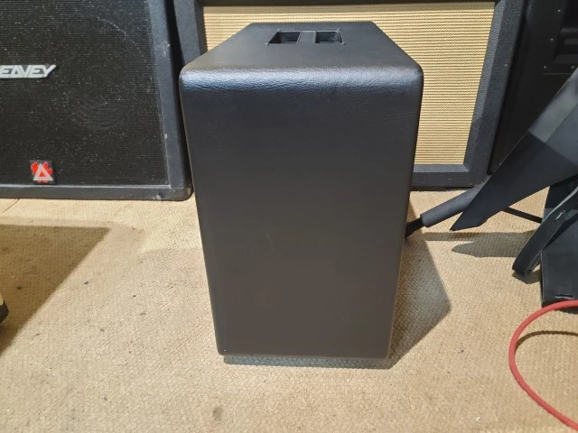 Vox BC112 1x12 – Καμπίνα κιθάρας με Celestion V-Type 70W – Άψογη