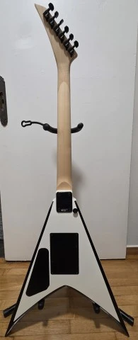 Jackson King V JS32