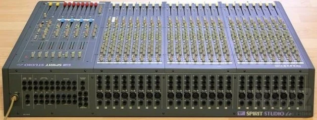 Soundcraft Spirit Studio LC24 Κονσόλα/Mi