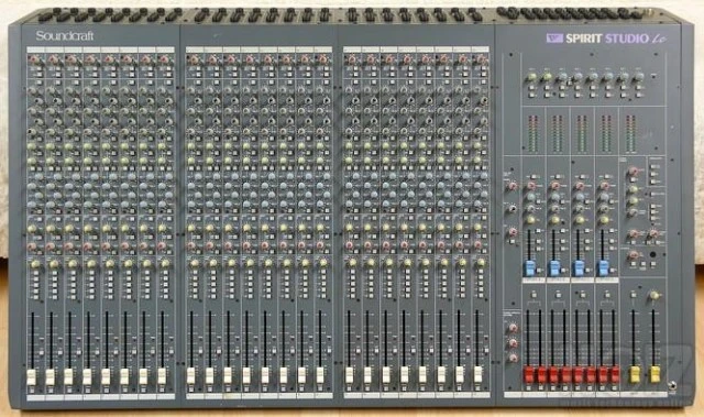 Soundcraft Spirit Studio LC24 Κονσόλα/Mi