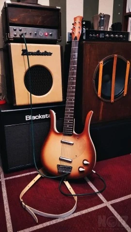 Session Guitarist & Guitar Lessons