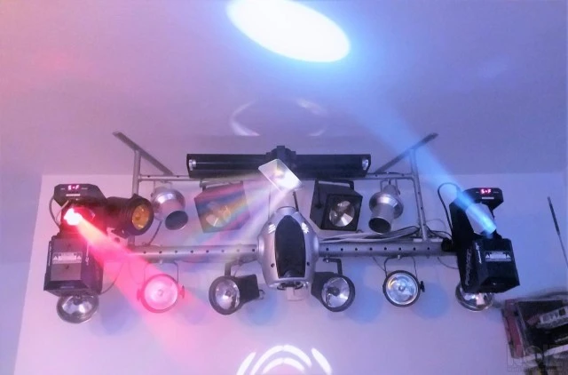 American DJ Pocket Scan Light