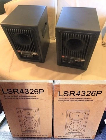 Δύο ενεργά Studio Monitors JBL LSR4326P 