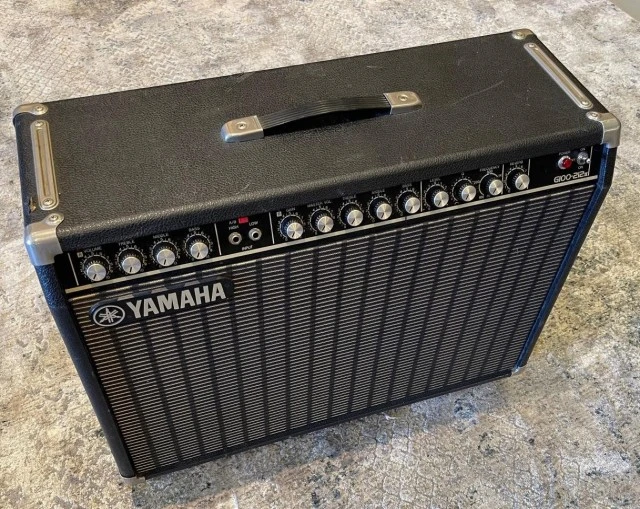 Yamaha G100-212ii