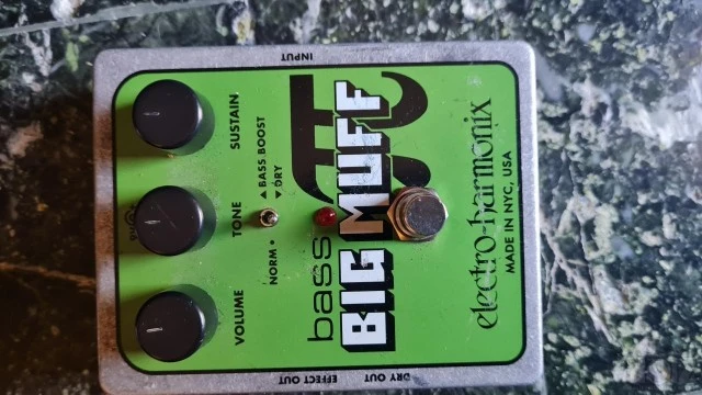 ELECTRO-HARMONIX Bass Big Muff π