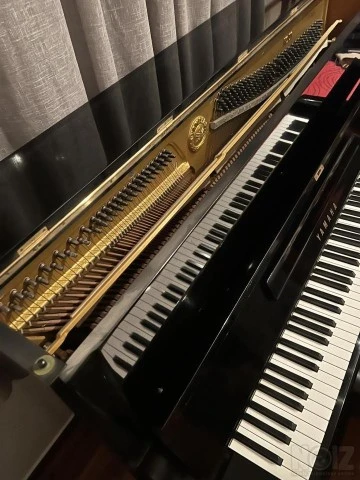 Yamaha U1