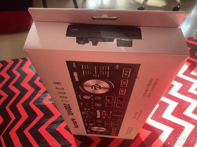 Numark Dj2go2 touch