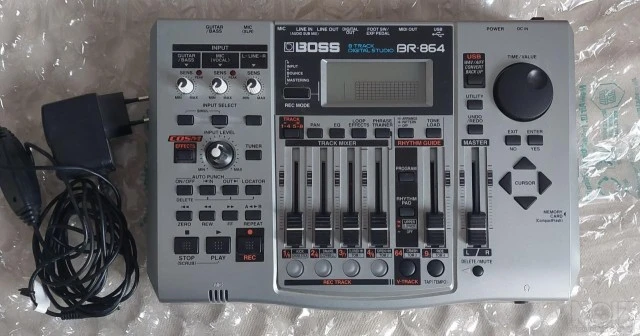 Boss BR-864