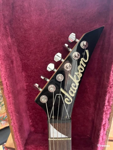 Jackson Flying V