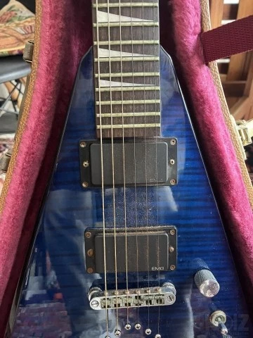 Jackson Flying V