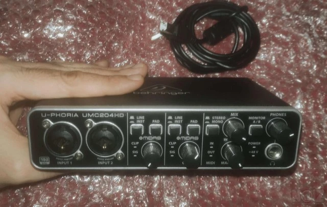 Εξωτερική Κάρτα Ήχου BEHRINGER