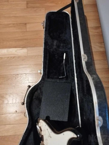 Fender black strato japan 1995 LEFTHAND