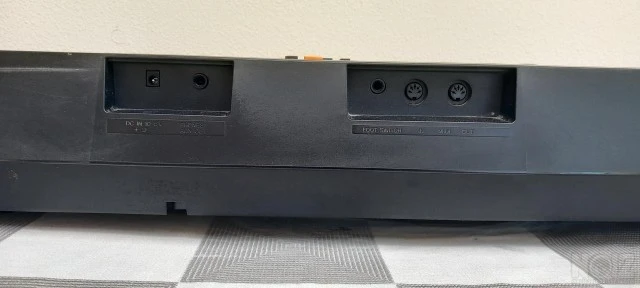 Αρμόνιο Yamaha PSR-225