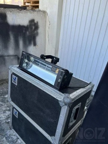 Stairville Strobe 1500 DMX Power Strobe