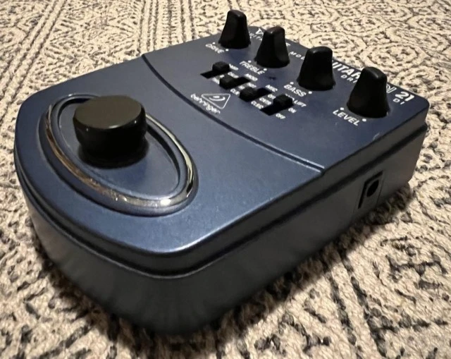 Behringer V-Tone + Harley Benton Overdri