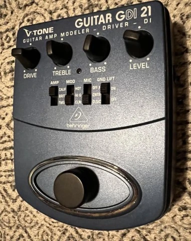 Behringer V-Tone + Harley Benton Overdri